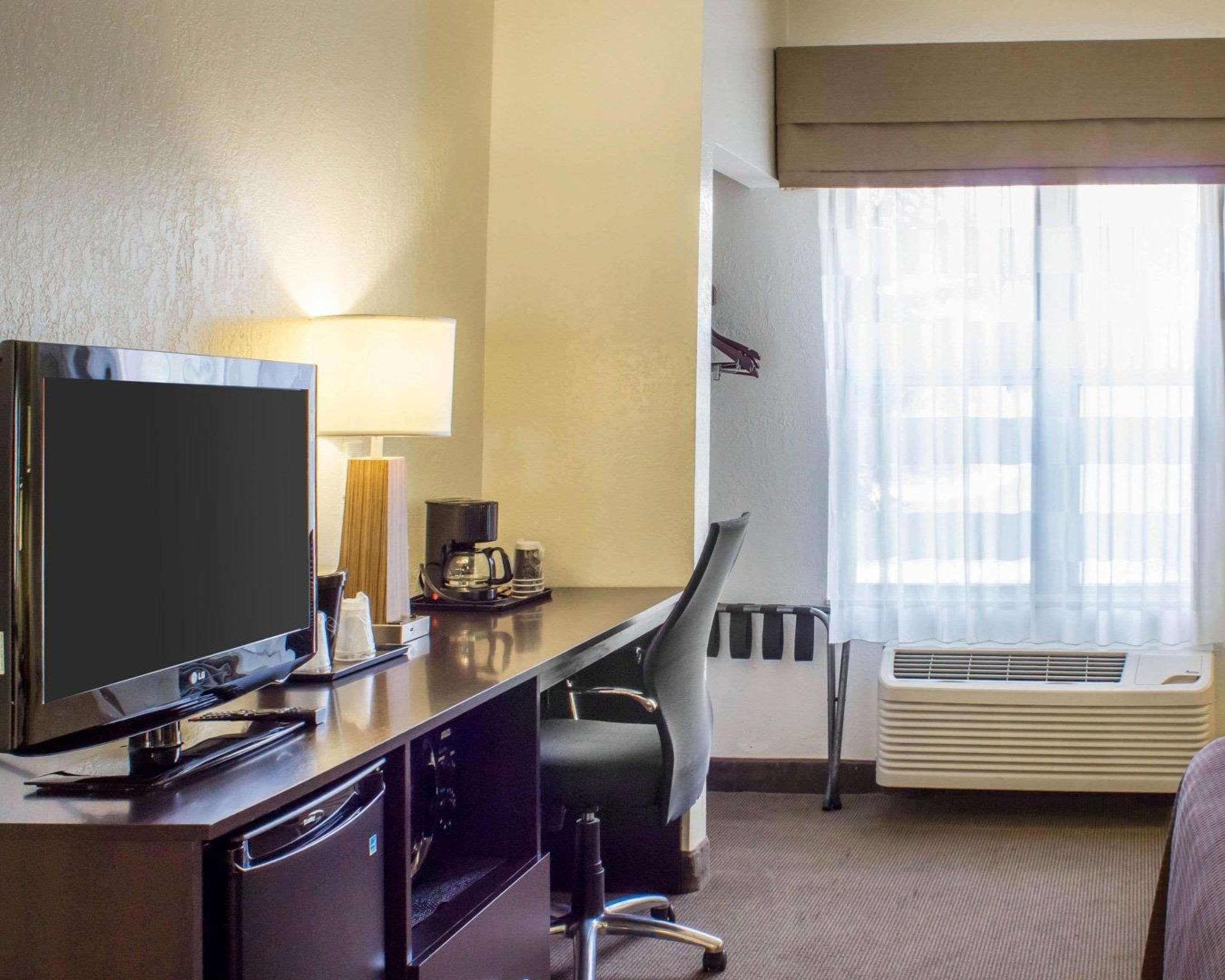 Sleep Inn & Suites Jacksonville Near Camp Lejeune Exteriör bild
