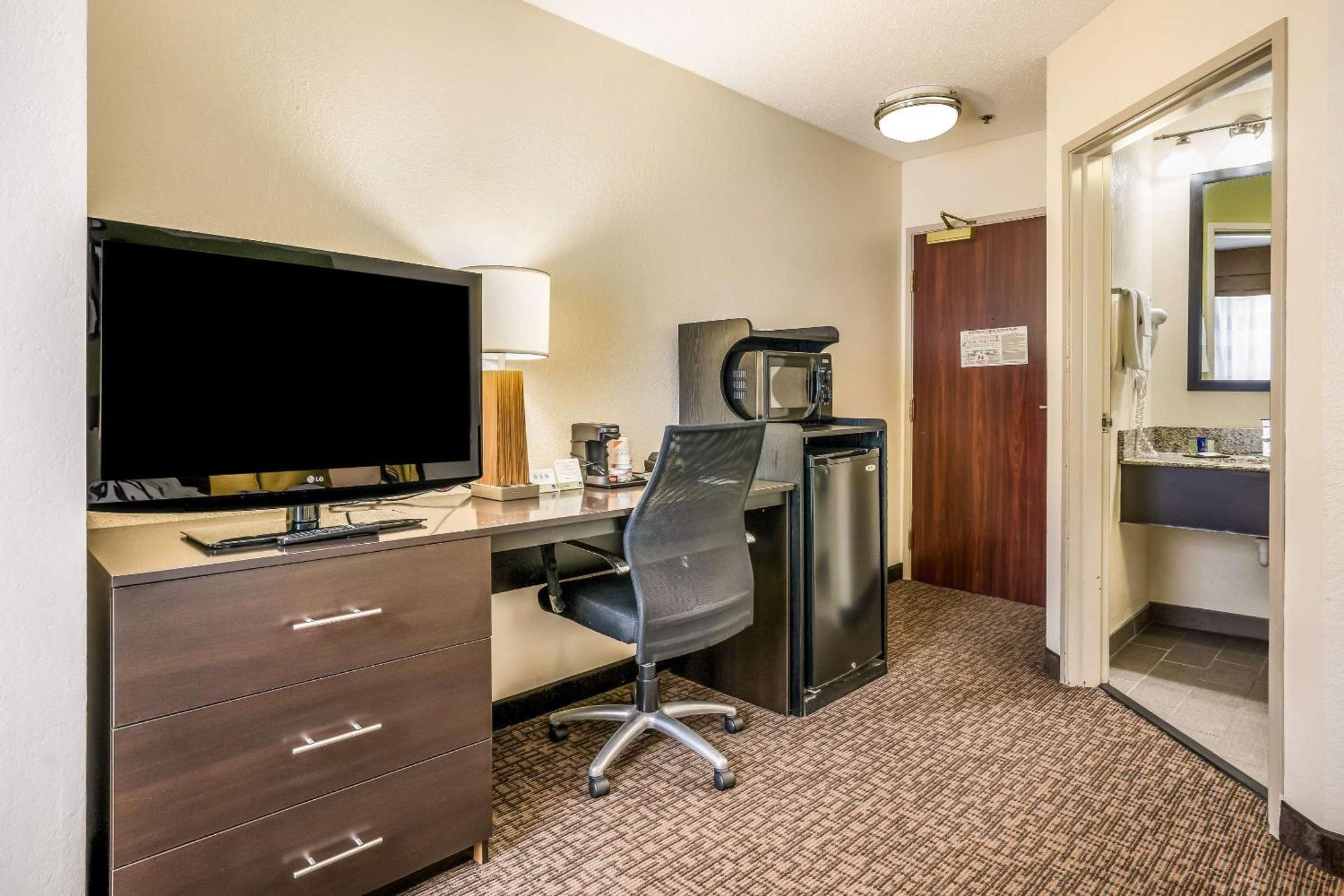 Sleep Inn & Suites Jacksonville Near Camp Lejeune Exteriör bild