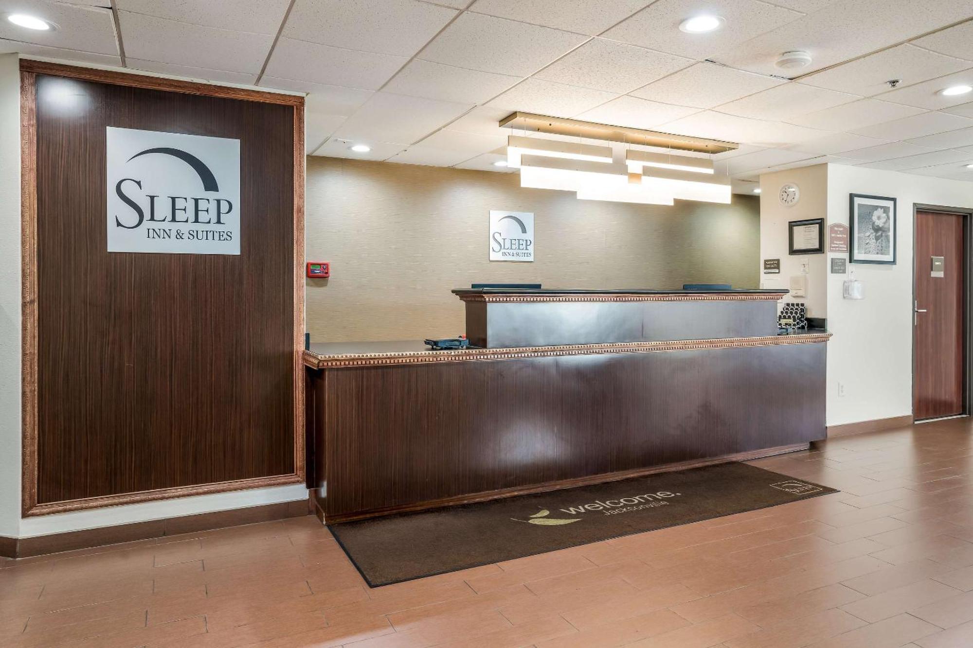 Sleep Inn & Suites Jacksonville Near Camp Lejeune Exteriör bild